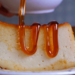 flan-con-salsa-de-caramelo